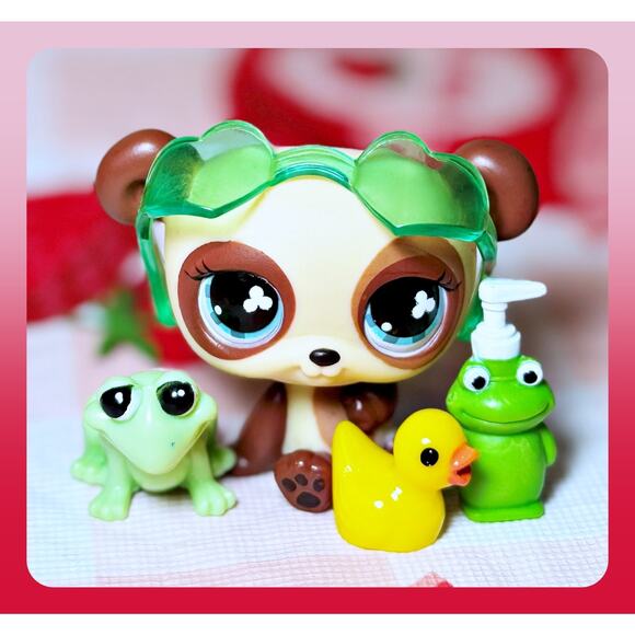 Authentic Littlest Pet Shop LPS #612 Euro Teddy Panda Bear Aqua Clover Eyes - Picture 1 of 8